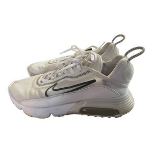 Nike Air Max women’s 2090 Low Textile Trainers CK2612-100 White 9.5 US sneakers